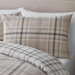 Catherine Lansfield Kelso Check Reversible Duvet Cover Set - thumbnail 3