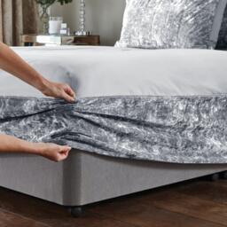 Catherine Lansfield Crushed Velvet Elasticated Divan Base Wrap - thumbnail 3
