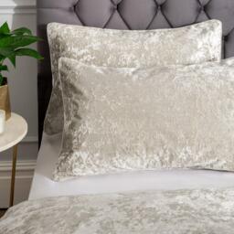 Catherine Lansfield Crushed Velvet Duvet Cover Set - thumbnail 2