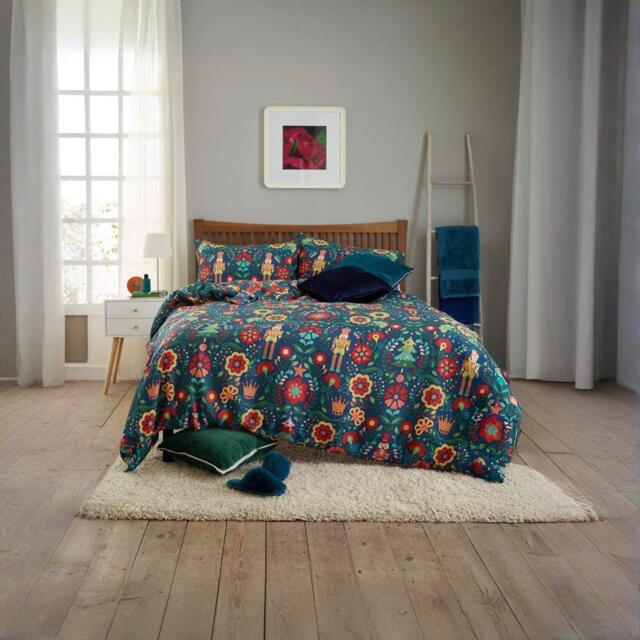 Deyongs Folkloric Duvet Cover - image 1