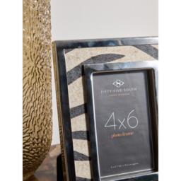 Fifty Five South Kensington Townhouse 4in x 6in Zebra Design Photo - thumbnail 2