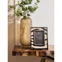 Fifty Five South Kensington Townhouse 4in x 6in Zebra Design Photo - thumbnail 1