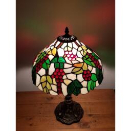 K Living Handley Antique Brass Tiffany Table Lamp - thumbnail 3