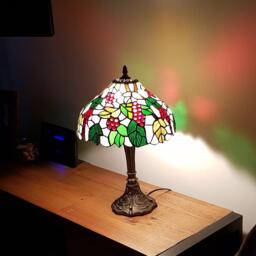 K Living Handley Antique Brass Tiffany Table Lamp - thumbnail 2