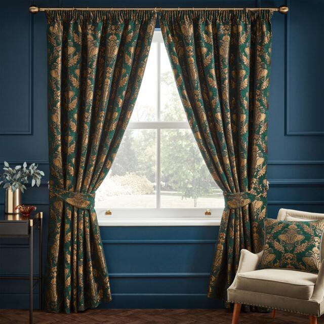 Paoletti Traditional Jacquard Pencil Pleat Curtains