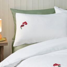 Catherine Lansfield Woodland Crochet Embroidered Duvet Cover Set - thumbnail 2