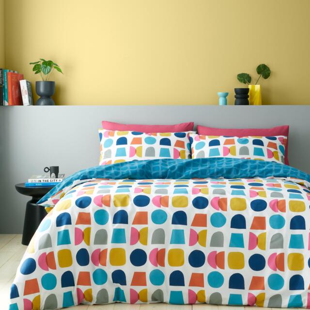 Catherine Lansfield Connect Geo Reversible Duvet Cover Set - image 1