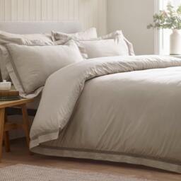 Catherine Lansfield Classic Lattice Lace Duvet Cover Set - thumbnail 1