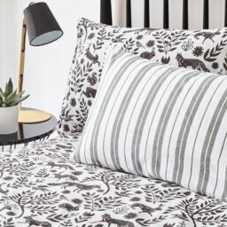 furn. Skandi Woodland Brushed Cotton Duvet Set - thumbnail 3