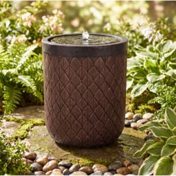 Streetwize Diamond Weave Solar Fountain - Textured Planter