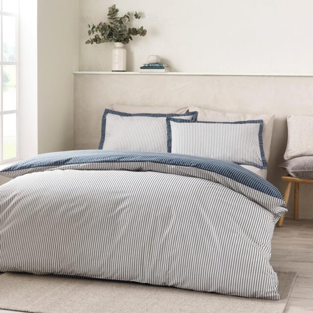 Catherine Lansfield Oxford Pinstripe Reversible Duvet Cover Set - image 1