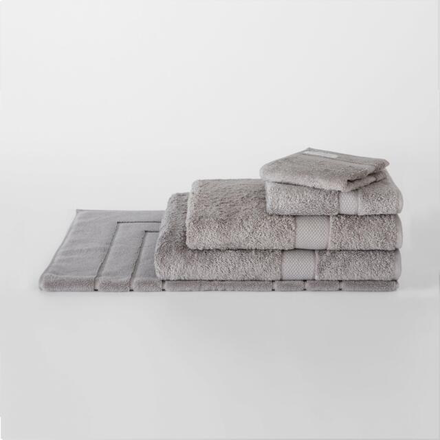 Sheridan Luxury Egyptian Towels - image 1