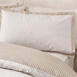 Catherine Lansfield Oxford Pinstripe Reversible Duvet Cover Set - thumbnail 3