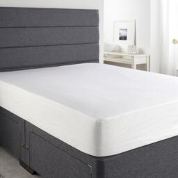 Downland Essential Soft Touch Waterproof Mattress Protector - thumbnail 3