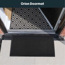 JVL Orion Rubber Scraper Medium Doormat