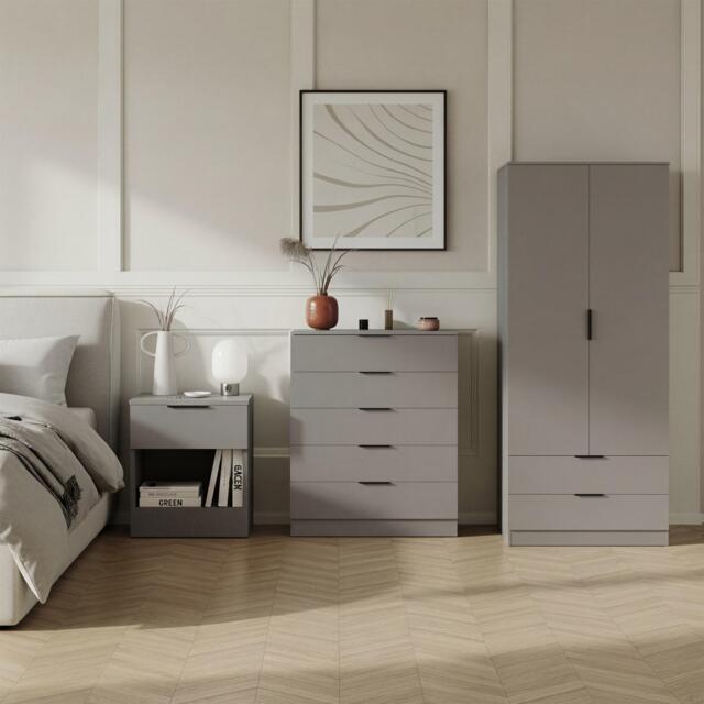 Lassic Vida Designs Trega 3 Piece Bedroom Set 4 - image 1