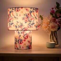 K Living Kobe Pink Rose Bud Printed Velvet Table Lamp - thumbnail 2