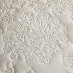 Serene Home Avery Pinsonic Damask Duvet Cover Set in White - thumbnail 4