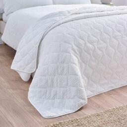 Catherine Lansfield Crinkle Seersucker Texture Bedspread - thumbnail 1