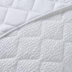 Catherine Lansfield Crinkle Seersucker Texture Bedspread - thumbnail 2