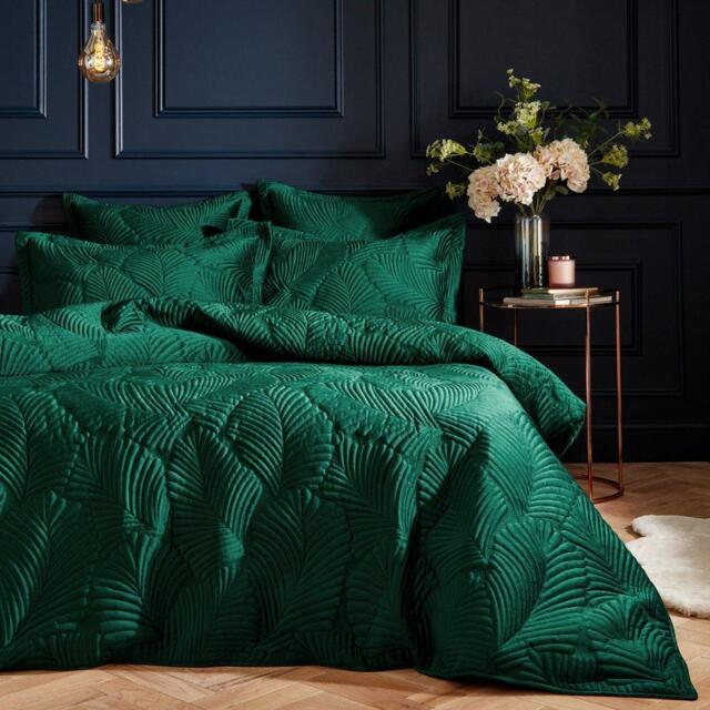 Paoletti Palmeria Quilted Velvet Duvet Set - image 1