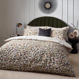 Hoem City Abstract Cotton Rich Reversible Duvet Set - thumbnail 1