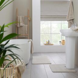 Catherine Lansfield Anti-Bacterial Cotton Towel - thumbnail 4