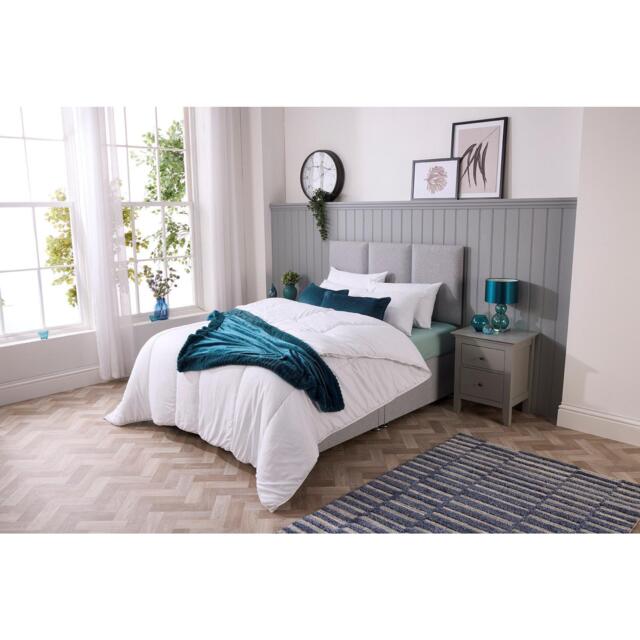 Downland 15 Tog Soft Like Down Hollowfibre Duvet - image 1