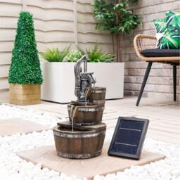 Streetwize Solar Water Feature - Traditional Pump and Buckets Fountain - thumbnail 1