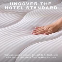 Snuggledown Luxurious Hotel 13.5 tog Duvet - thumbnail 4