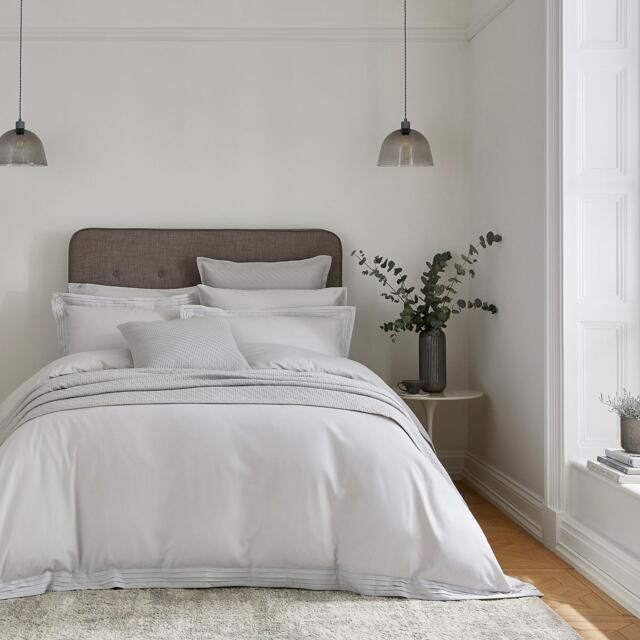 Bedeck of Belfast Vendi 300TC Infused Cotton Duvet Cover - image 1