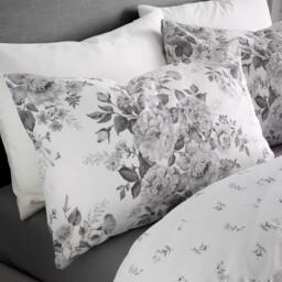 Catherine Lansfield Elinda Floral Reversible Duvet Cover Set - thumbnail 3