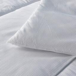 Downland Luxury Waffle 10.5 tog Duvet - thumbnail 5