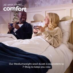 Slumberdown Wonderful Wool Mediumweight Duvet + 2 Pillows - thumbnail 3