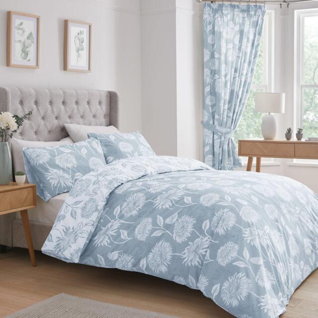 Dreams and Drapes Chrysanthemum Duvet Cover Set in Blue - image 1