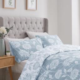 Dreams and Drapes Chrysanthemum Duvet Cover Set in Blue - thumbnail 2