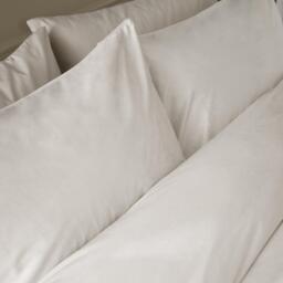 Catherine Lansfield Kingsley Soft Matt Velvet Duvet Cover Set - thumbnail 3