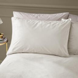 Catherine Lansfield Kingsley Soft Matt Velvet Duvet Cover Set - thumbnail 2