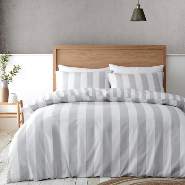 Catherine Lansfield Cove Stripe Reversible Duvet Cover Set - image 1