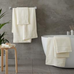 Catherine Lansfield Zero Twist Cotton 6 Piece Towel Bale Set - thumbnail 4