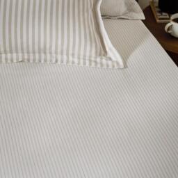 Yard Hebden 100% Cotton Narrow Stripe Fitted Sheet - thumbnail 1