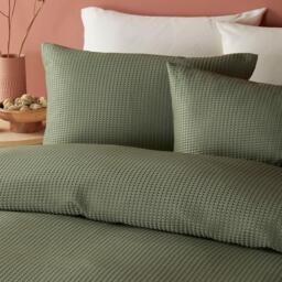 Serene Home Lindly Embossed Waffle Duvet Cover Set in Green - thumbnail 2
