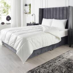 Downland Everyday Essential 13.5 tog Duvet - thumbnail 2