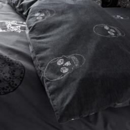 Catherine Lansfield Skulls Reversible Duvet Cover Set - thumbnail 4