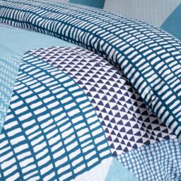 Catherine Lansfield Larsson Geo Reversible Duvet Cover Set - thumbnail 3