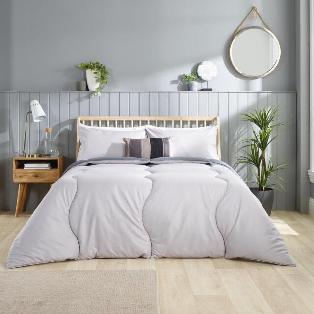 Slumberdown Back to Uni Embossed Waffle Duvet, 2 Pillows - image 1