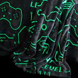 Catherine Lansfield Game Over Glow in the Dark Fleece Blanket Throw - thumbnail 3