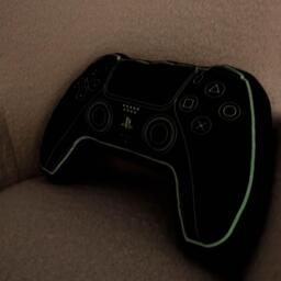 PlayStation Playstation Winner Shaped Cushion - thumbnail 4