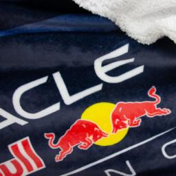 Red Bull Red Bull Gradient Sherpa Backed Fleece Blanket - thumbnail 6