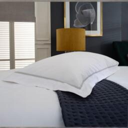 The Lyndon Company Hampstead Percale Cotton Duvet Set - thumbnail 4